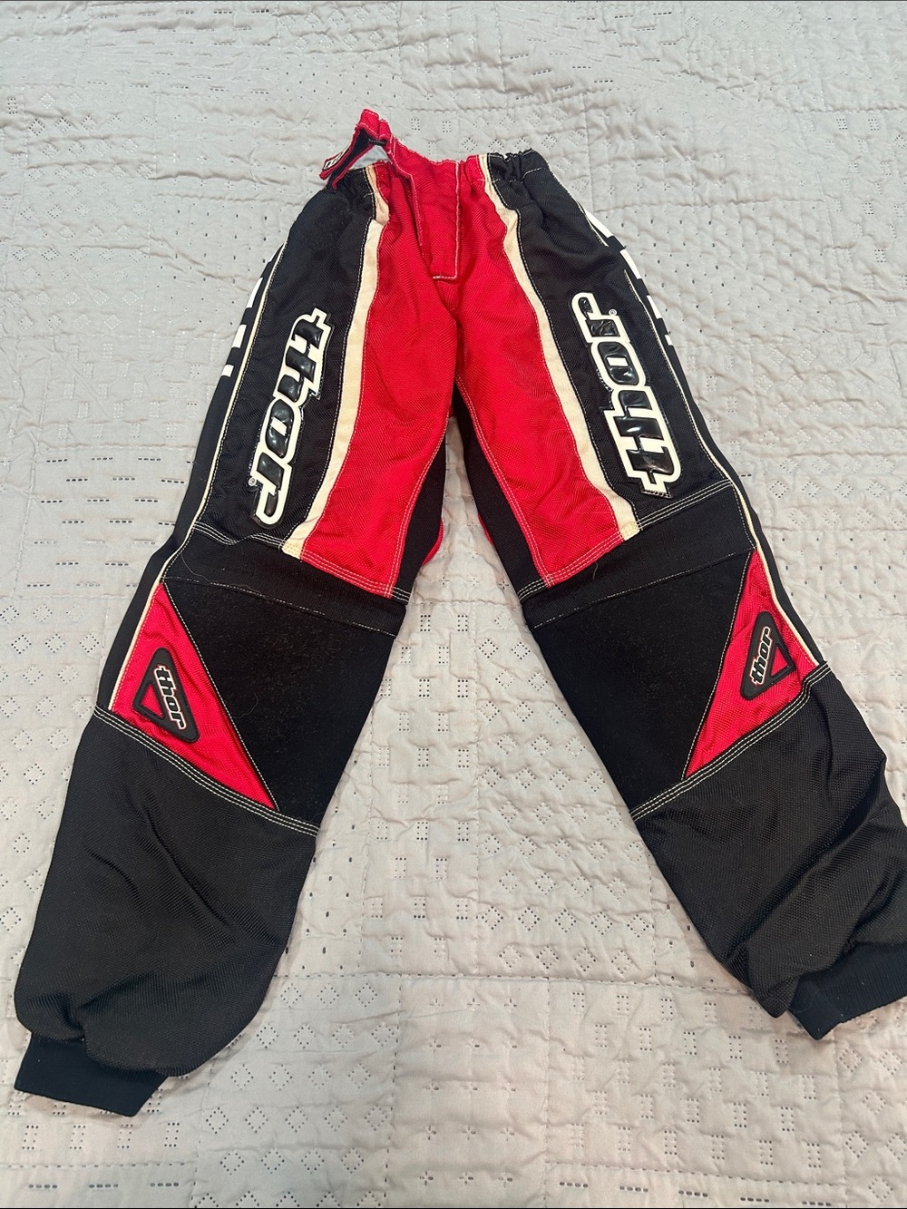 thor youth Red and Black Motocross riding pants size 14